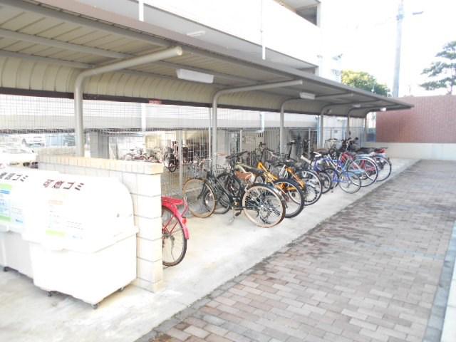 ラフィーネ西沢