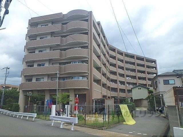 クレステージ宇治小倉プリヴィア