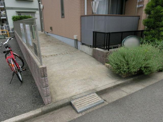 アヴ・ニール