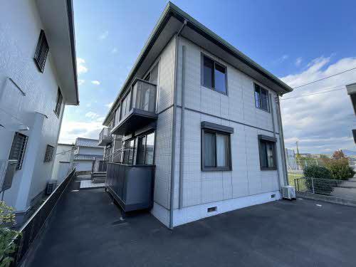 J-HOUSE