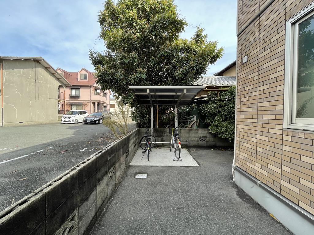 リブイン若園