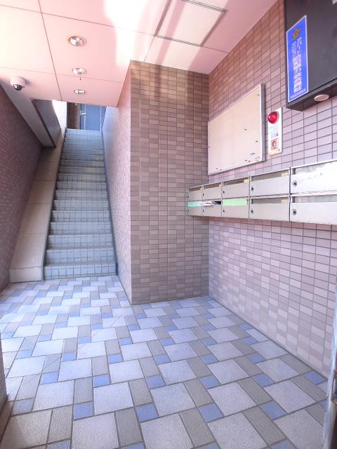 志朋ビル