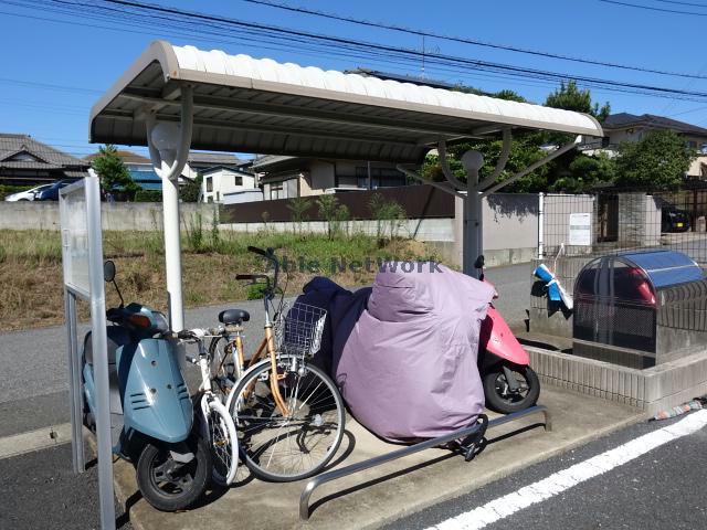 シュード コリーヌ