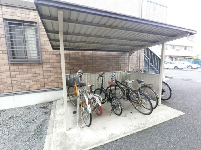 エクレール B