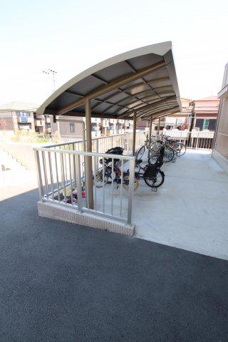 カーサ高善 B棟
