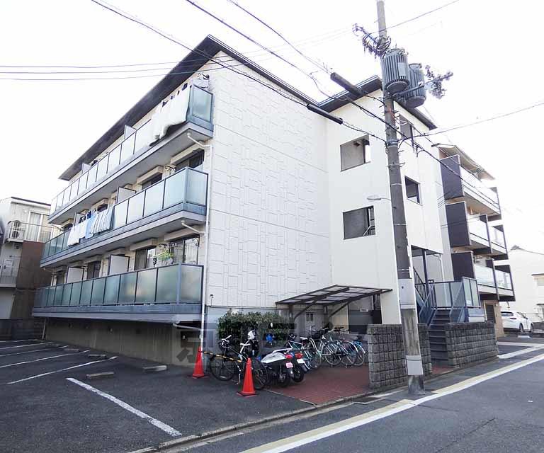 アップルメゾン西院