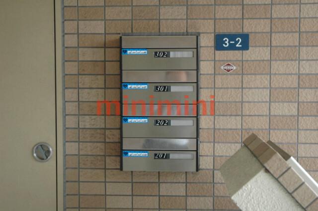 ＪＲ東海道本線 ＪＲ総持寺駅 徒歩9分 3階建 築19年