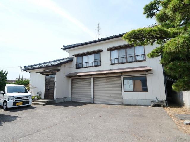 オートモービル