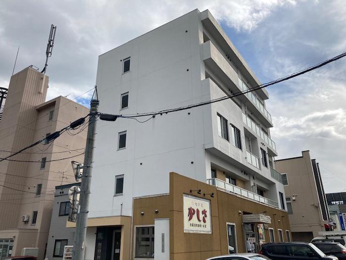 山岸ビル