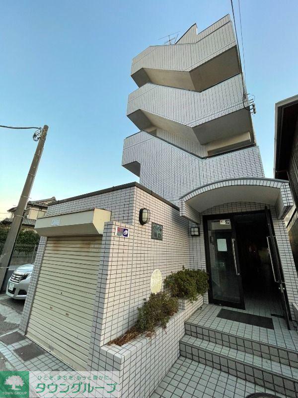 ピラミデ川口