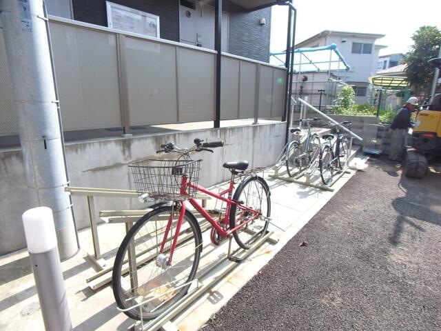 リブリウッドサイド