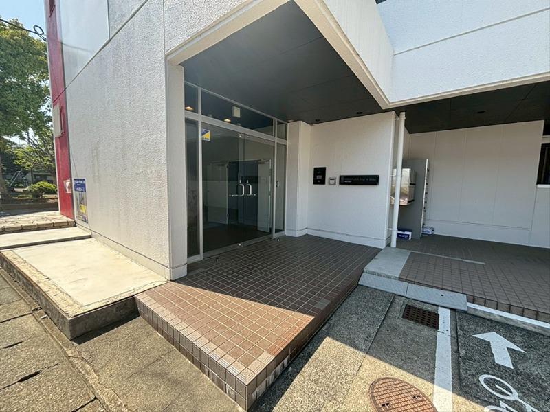 平塚スタービル