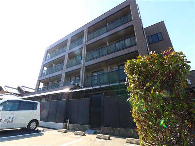 CRAYON TERRACE
