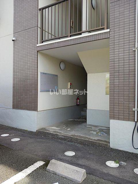 ウエスト COURT N棟