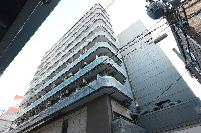 G-HOUSE