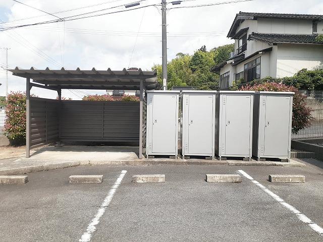 グランヒル西津田