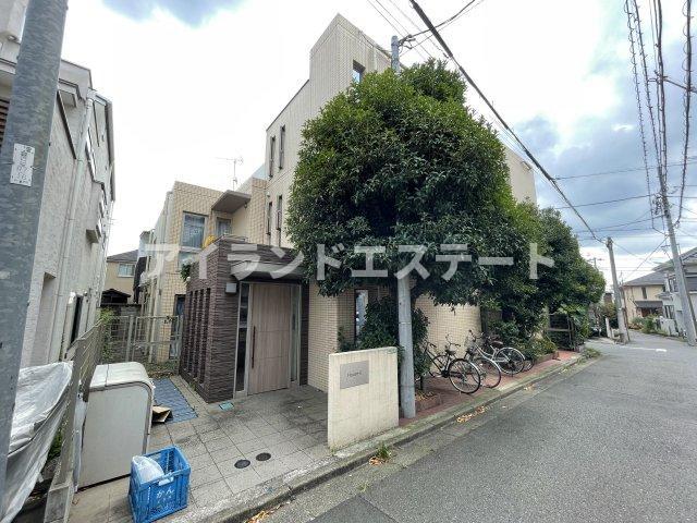 HOUSE K