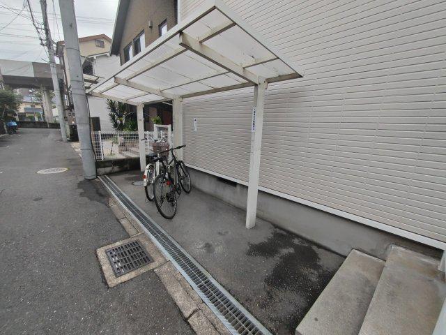 ウィステリア