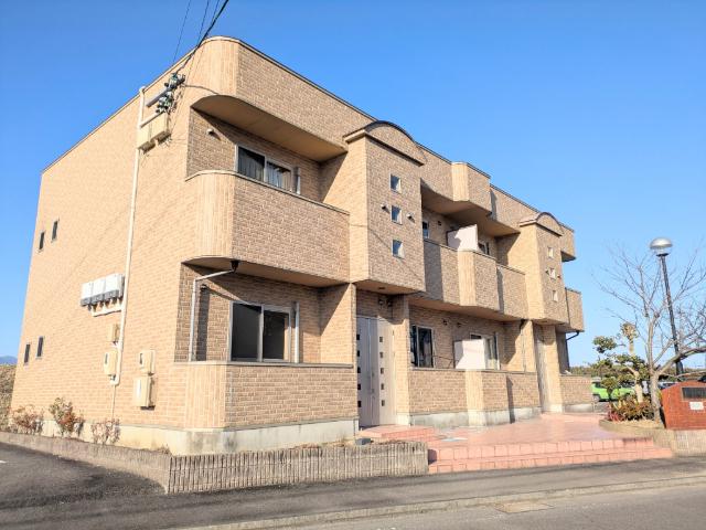 マンション亀山II