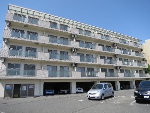 ジュネス別府