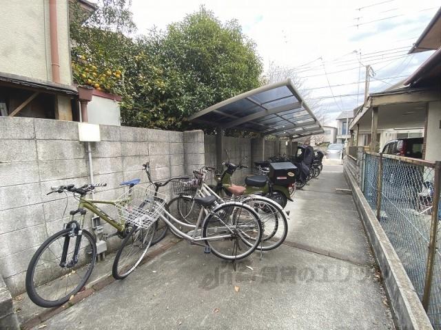 シャルレ8番館