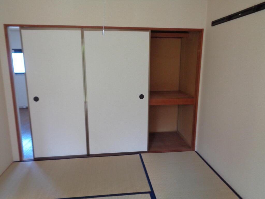 プレジール伊勢宮