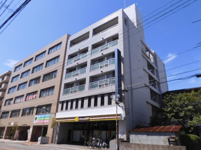 WHITE楽々園