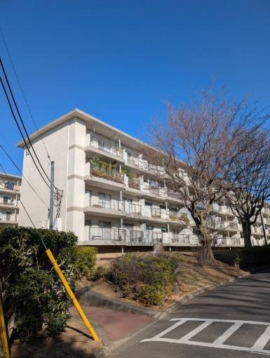 青葉台団地12号棟