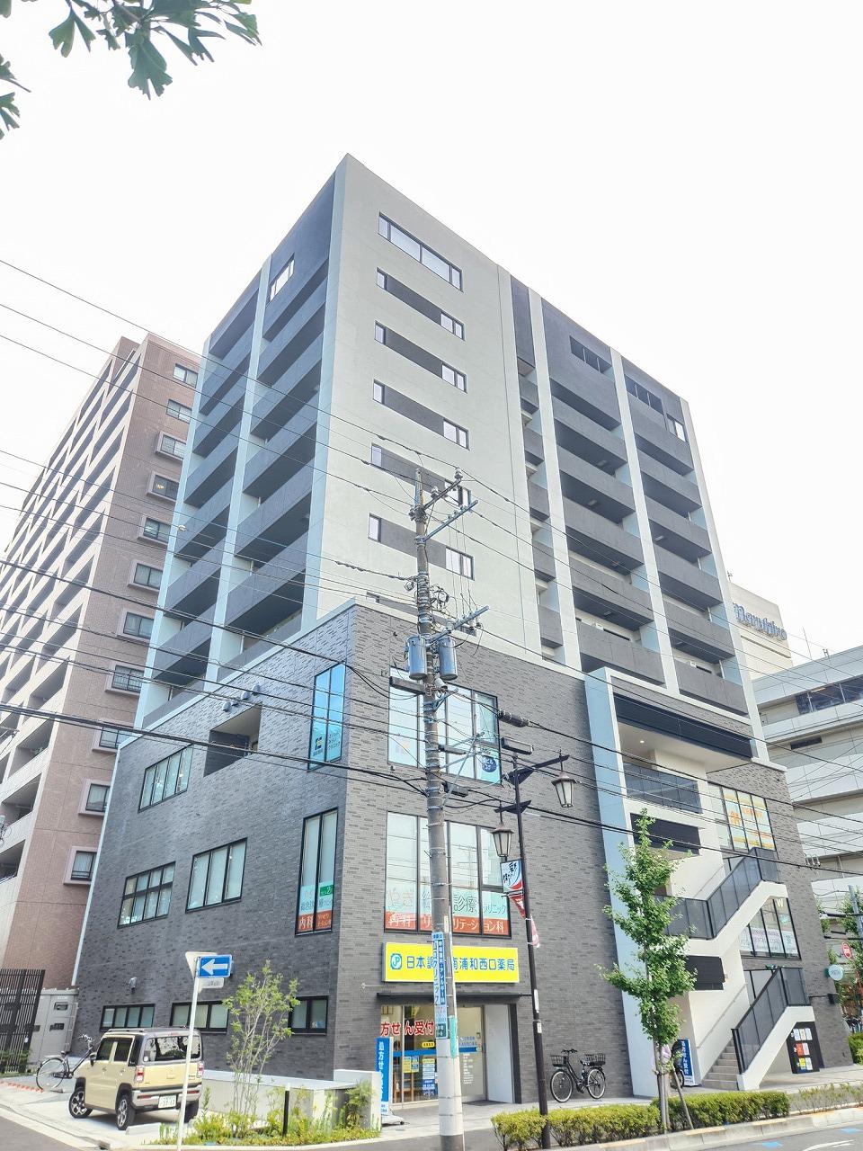 KOIKE RESIDENCE