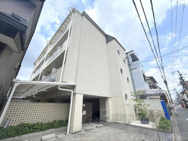 ピエニぺサ