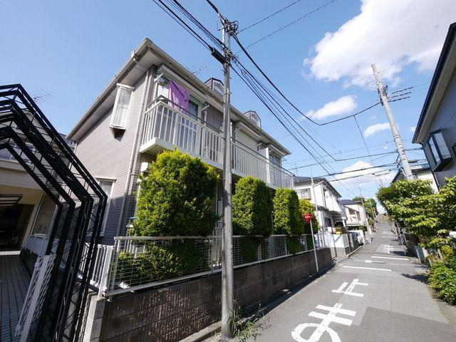 ウィットフィールドハウス