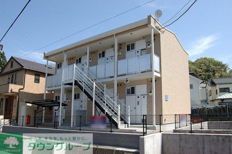 レオパレスラ ピエーノ