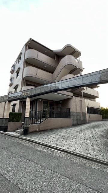 SEASONCOURT IKESHITA