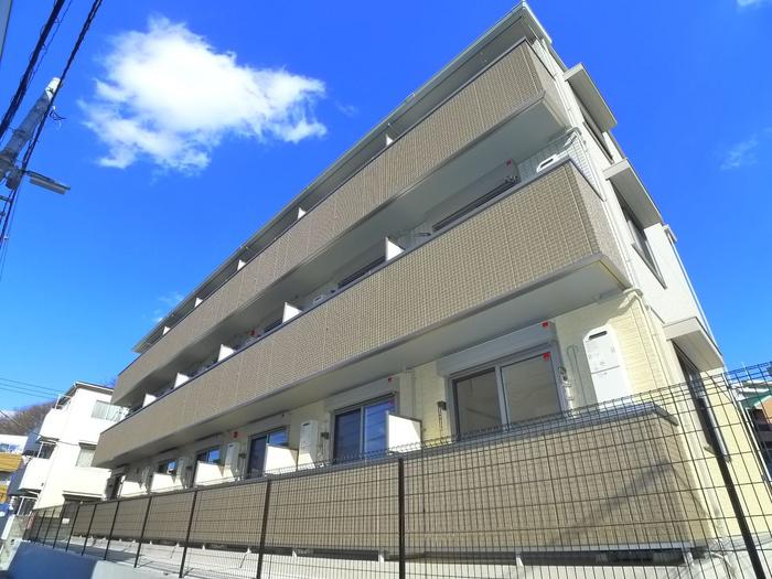 アドラブール