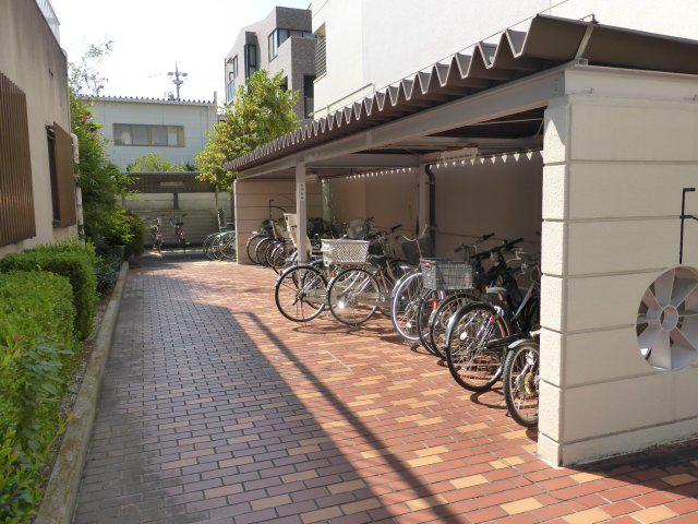 地下鉄鶴舞線 御器所駅 徒歩12分 4階建 築40年