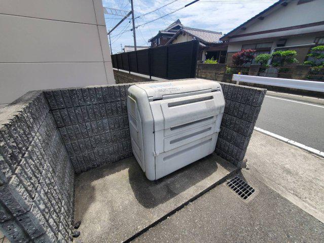 レオパレスアドミラクレール