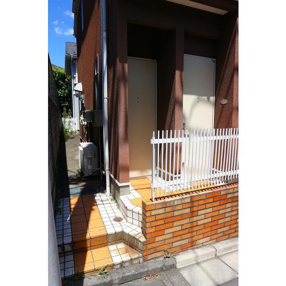小田急線 代々木上原駅 徒歩2分 2階建 築40年