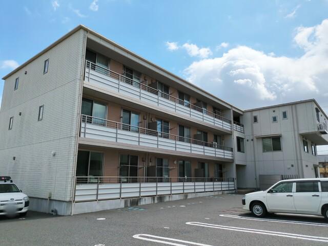ベレオプラス八山田