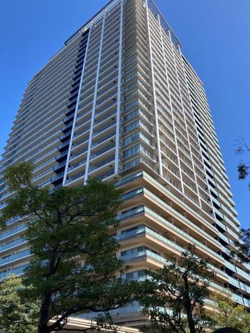 BAYZ TOWER&GARDEN