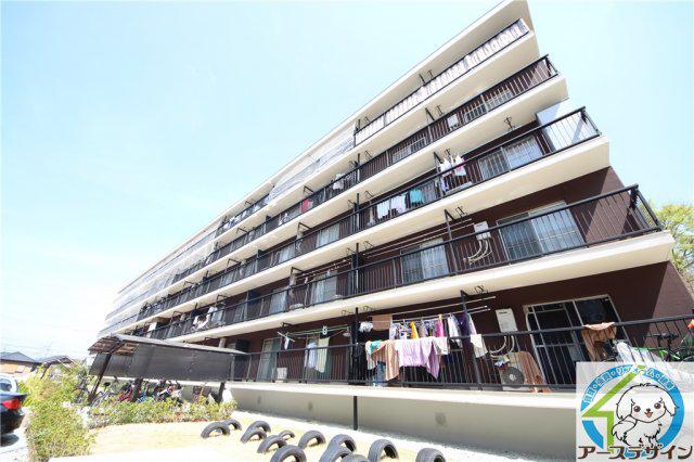 高津橋農住団地B棟