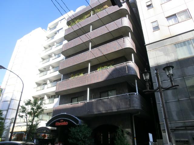アダマス