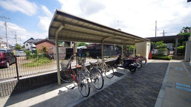 レオパレスヴィヴレ