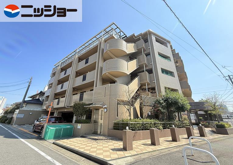 グローリアス赤池中島公園 402(3LDK/4階)