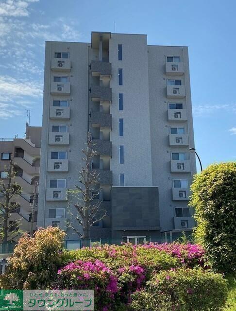 LARES イースト