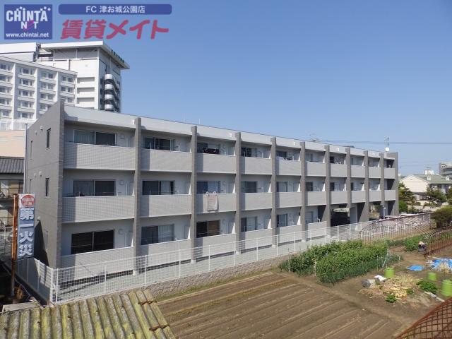 サクラーレ