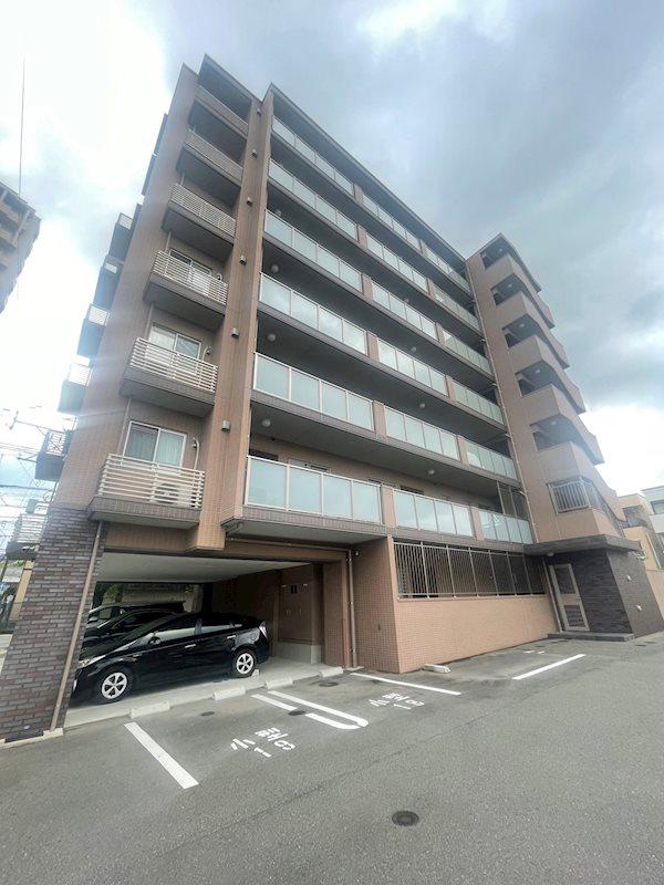 メルベーユ高宮駅前
