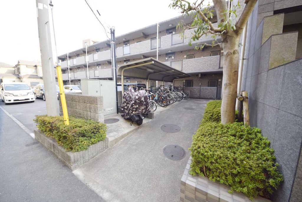 アベニール川口