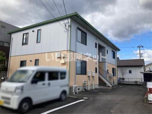 シャーメゾン恵