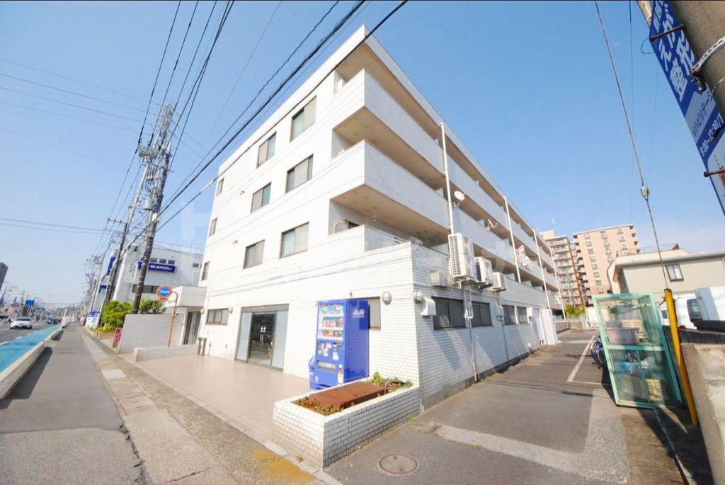 グランドール岸