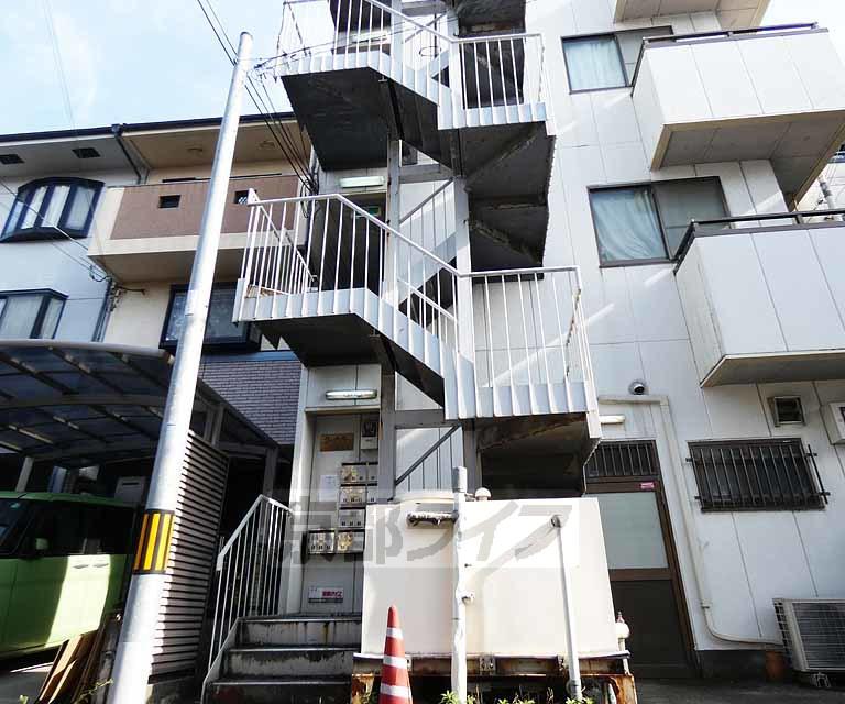 リュイール瀬本
